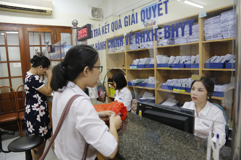 Ch&amp;iacute;nh s&amp;aacute;ch - Tiền lương t&amp;iacute;nh đ&amp;oacute;ng BHXH bắt buộc năm 2020 thay đổi như thế n&amp;agrave;o?