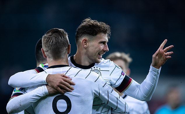 Toni Kroos lập c&uacute; đ&uacute;p, Đức ch&iacute;nh thức gi&agrave;nh v&eacute; dự EURO 2020