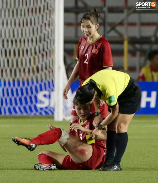 Top 10 khoảnh khắc ấn tượng nhất tại SEA Games 30 của Đo&amp;agrave;n thể thao Việt Nam - Ảnh 18.