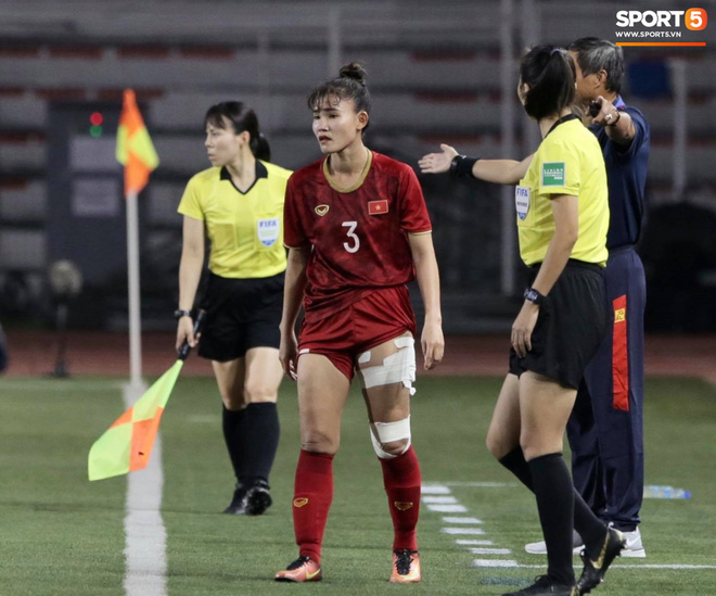 Top 10 khoảnh khắc ấn tượng nhất tại SEA Games 30 của Đo&amp;agrave;n thể thao Việt Nam - Ảnh 19.