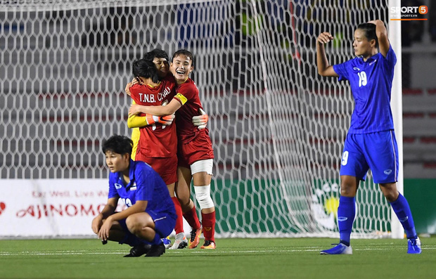 Top 10 khoảnh khắc ấn tượng nhất tại SEA Games 30 của Đo&amp;agrave;n thể thao Việt Nam - Ảnh 20.