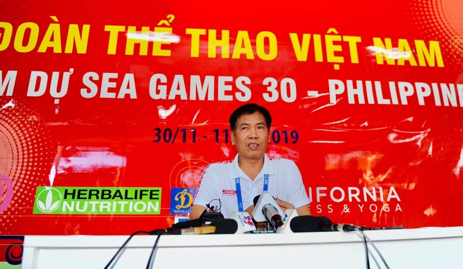 Trưởng đo&amp;agrave;n Trần Đức Phấn: &amp;ldquo;Cả nước chờ đợi tấm HCV SEA Games của U22 Việt Nam&amp;rdquo; - 1