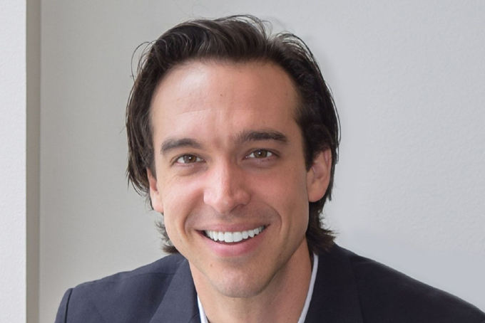 Matt Dalio, con trai của tỷ ph&amp;amp;uacute; t&amp;amp;agrave;i ch&amp;amp;iacute;nh Ray Dalio. Ảnh: CNBC.&amp;amp;nbsp;