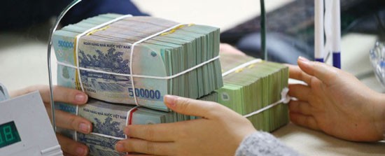 Cần ưu ti&amp;ecirc;n mọi nguồn lực để nh&amp;agrave; băng giải l&amp;atilde;i suất