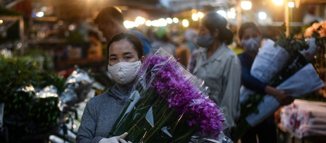 World Bank: Đ&amp;atilde; v&amp;agrave; đang kiểm so&amp;aacute;t đại dịch Covid-19 một c&amp;aacute;ch ngoạn mục, Việt Nam c&amp;oacute; hai lợi thế để tho&amp;aacute;t khỏi Bẫy kinh tế Covid-19  - Ảnh 2.