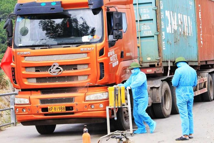 Bộ GTVT vừa ra văn bản hướng dẫn tạm thời hoạt động vận tải h&amp;agrave;nh kh&amp;aacute;ch của 5 lĩnh vực đảm bảo an to&amp;agrave;n trong ph&amp;ograve;ng, chống dịch COVID-19