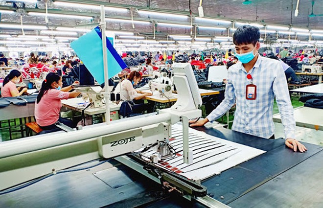 Phạt Đầu tư v&amp;agrave; Ph&amp;aacute;t triển TDT v&amp;igrave; sai phạm trong lĩnh vực chứng kho&amp;aacute;n
