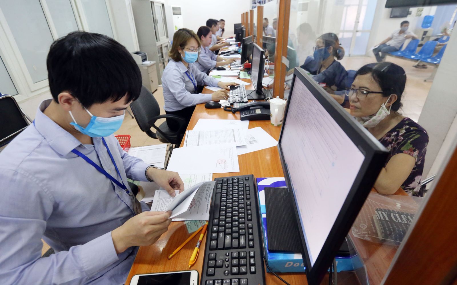 Trung t&amp;acirc;m giới thiệu việc l&amp;agrave;m TP HCM v&amp;agrave; Trung t&amp;acirc;m dịch vụ việc l&amp;agrave;m thanh ni&amp;ecirc;n l&amp;agrave; n&amp;ograve;ng cốt
