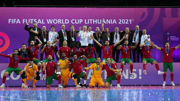 Đội tuyển Bồ Đ&amp;agrave;o Nha đ&amp;aacute;nh bại Argentina 2-1 đoạt chức v&amp;ocirc; địch FIFA Futsal World Cup