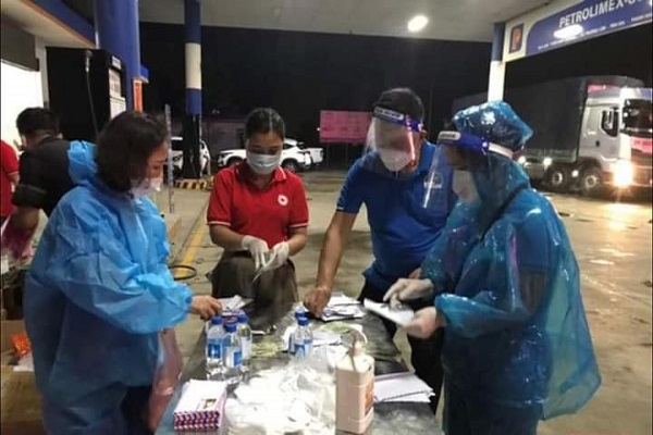 Người d&amp;acirc;n từ v&amp;ugrave;ng dịch về phải khai b&amp;aacute;o y tế v&amp;agrave; x&amp;eacute;t nghiệm covid 19 trước khi đi v&amp;agrave; đến, c&amp;aacute;ch ly theo quy định ph&amp;ograve;ng chống dịch