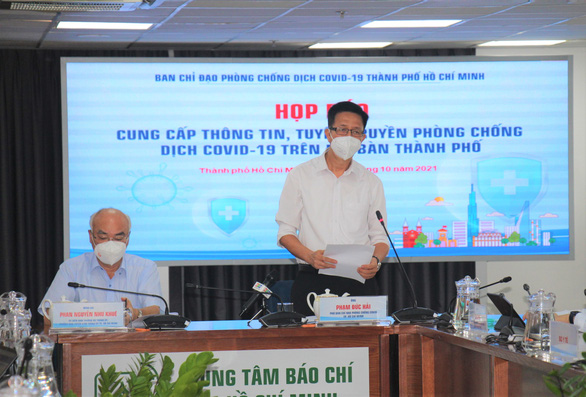 &amp;Ocirc;ng Phạm Đức Hải - ph&amp;oacute; trưởng Ban chỉ đạo ph&amp;ograve;ng chống dịch COVID-19 TP.HCM th&amp;ocirc;ng tin tại buổi họp b&amp;aacute;o chiều ng&amp;agrave;y 07-10