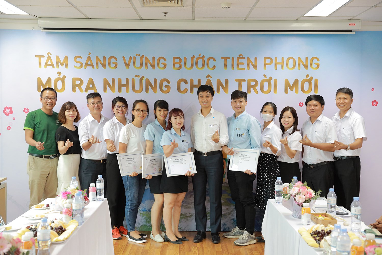 TH tạo ra m&amp;ocirc;i trường l&amp;agrave;m việc b&amp;igrave;nh đẳng