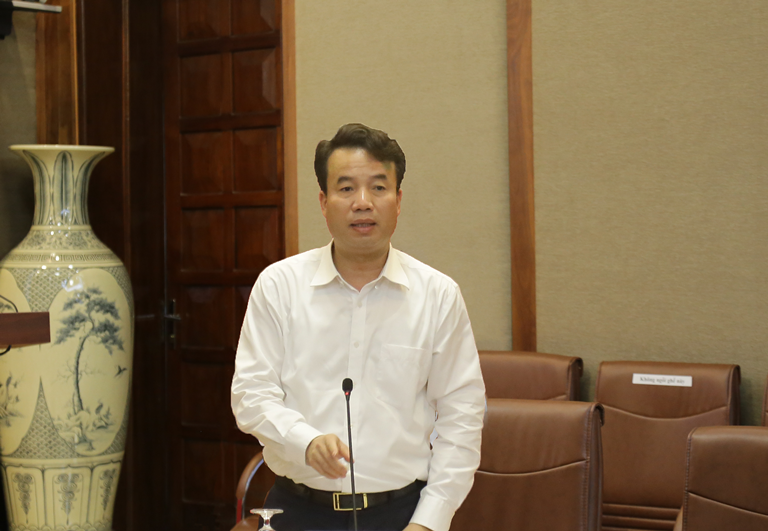 Ph&amp;oacute; Chủ tịch Thường trực Hội đồng quản l&amp;yacute;, Tổng Gi&amp;aacute;m đốc BHXH Việt Nam Nguyễn Thế Mạnh ph&amp;aacute;t biểu tại cuộc họp