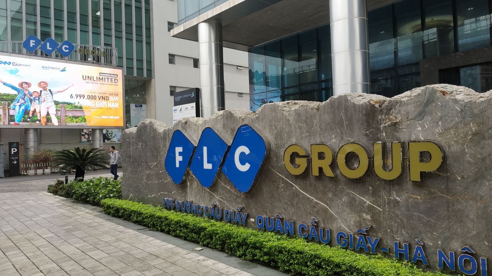 Tập đo&amp;agrave;n FLC muốn huy động hơn 3.100 tỷ đồng từ cổ phiếu