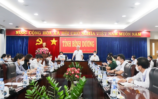 Kiểm tra t&amp;igrave;nh h&amp;igrave;nh nới lỏng gi&amp;atilde;n c&amp;aacute;ch l&amp;agrave; điều kiện để tỉnh B&amp;igrave;nh Dương tự tin bước v&amp;agrave;o giai đoạn mới, th&amp;iacute;ch ứng linh hoạt với dịch bệnh v&amp;agrave; phục hồi sản xuất.