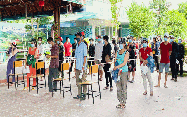 Ngo&amp;agrave;i x&amp;eacute;t nghiệm, tỉnh c&amp;ograve;n tổ chức tốt việc chăm s&amp;oacute;c, quản l&amp;yacute; F0 tại cộng đồng