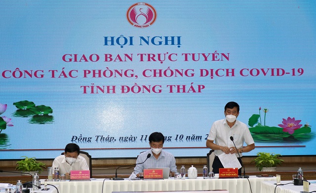 Chủ tịch UBND tỉnh Đồng Th&amp;aacute;p Phạm Thiện Nghĩa ph&amp;aacute;t biểu tại hội nghị.  Ảnh: Mỹ Xuy&amp;ecirc;n