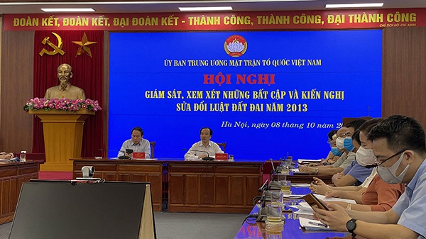 Hội nghị gi&amp;aacute;m s&amp;aacute;t, xem x&amp;eacute;t những bất cập v&amp;agrave; kiến nghị sửa đổi Luật Đất đai năm 2013