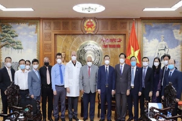 Chủ tịch UBND tỉnh Đỗ Minh Tuấn tiếp, l&amp;agrave;m việc với Đại sứ đặc mệnh to&amp;agrave;n quyền Cộng h&amp;ograve;a Cuba tại Việt Nam