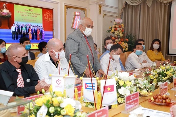 Ng&amp;agrave;i Orlando Nicolas Hernandez Guillen rất ấn tượng về sự ph&amp;aacute;t triển của Tổng C&amp;ocirc;ng ty CP Hợp Lực