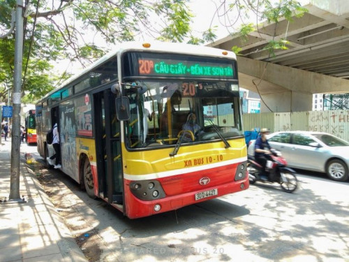 Hà Nội : Từ 6h ngày 14/10,  nhà hàng được phục vụ tại chỗ, xe buýt, taxi hoạt động trở lại