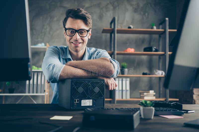 Tech Geek - Những g&amp;atilde; nghiện c&amp;ocirc;ng nghệ