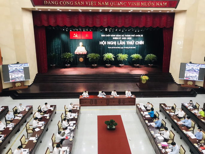 Quang cảnh Hội nghị lần thứ 9 Ban Chấp h&amp;agrave;nh Đảng bộ TP HCM kh&amp;oacute;a XI, nhiệm kỳ 2020-2025.