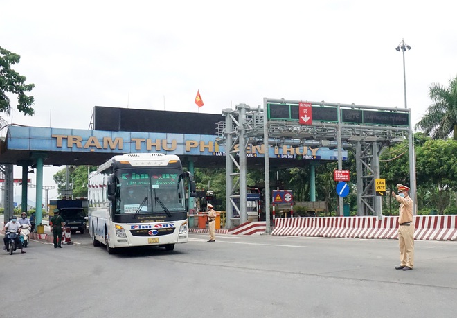 Bỏ giấy x&amp;eacute;t nghiệm qua hai tỉnh Nghệ An, H&amp;agrave; Tĩnh