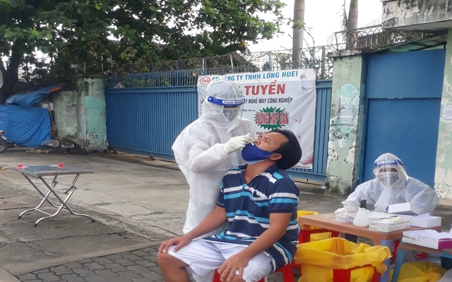 Lũy kế: 3.388.172 liều đ&amp;atilde; ti&amp;ecirc;m/4.859.390 liều được ph&amp;acirc;n bổ 2.297.481 mũi 1 v&amp;agrave; 1.090.691 mũi 2. (ghi nhận l&amp;uacute;c 16g30 ng&amp;agrave;y 18/10/2021).