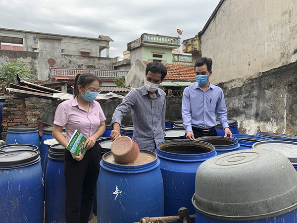 Nhiều lao động trở về từ v&amp;ugrave;ng dịch tại x&amp;atilde; Quảng Nham, huyện Quảng Xương vay vốn NHCSXH đầu tư ph&amp;aacute;t triển nghề chế biến hải sản tại qu&amp;ecirc; hương