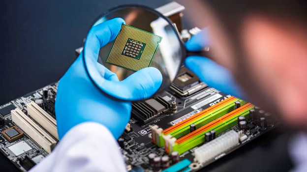 Một kỹ thuật vi&amp;ecirc;n kiểm tra chip m&amp;aacute;y t&amp;iacute;nh
