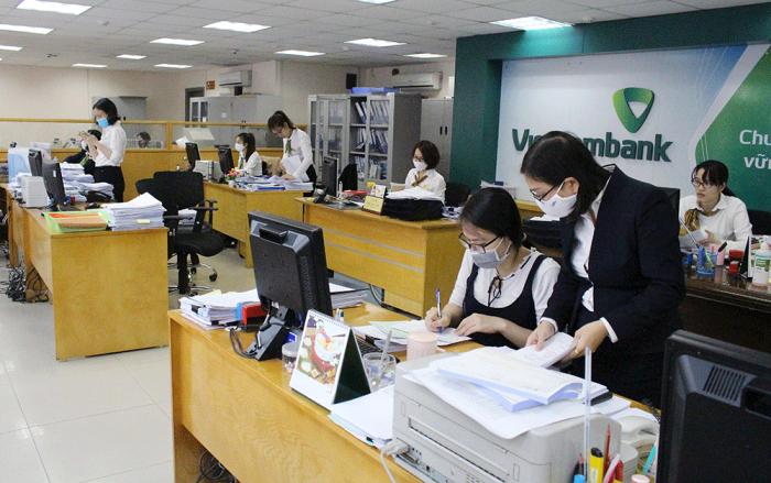 Ng&amp;acirc;n h&amp;agrave;ng Vietcombank Chi nh&amp;aacute;nh Ph&amp;uacute; Thọ tập trung triển khai c&amp;aacute;c giải ph&amp;aacute;p hỗ trợ doanh nghiệp bị ảnh hưởng bởi dịch COVID-19