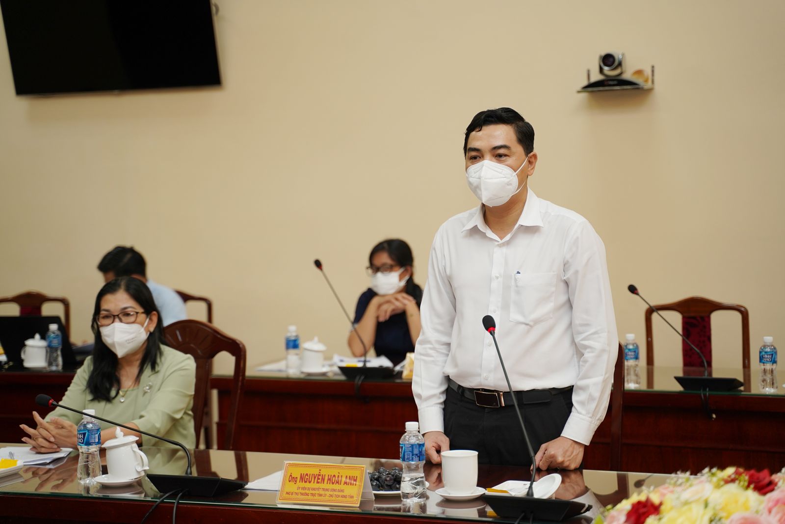 Đồng ch&amp;iacute; Nguyễn Ho&amp;agrave;i Anh - Ủy vi&amp;ecirc;n dự khuyết Ban Chấp h&amp;agrave;nh Trung ương Đảng, Ph&amp;oacute; B&amp;iacute; thư Thường trực Tỉnh ủy - Ph&amp;aacute;t biểu tại buổi l&amp;agrave;m việc.
