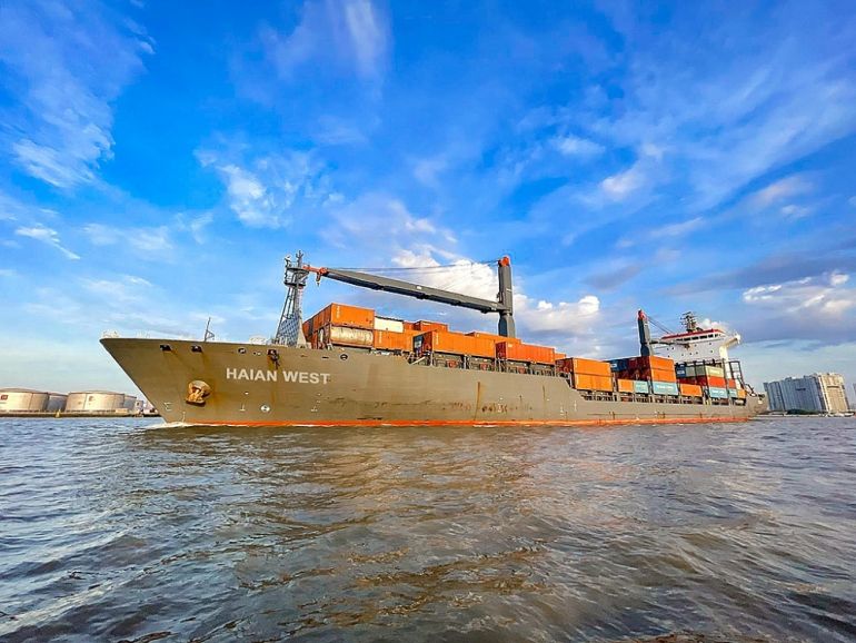 &amp;agrave;u Haian West vừa được HAH đưa v&amp;agrave;o khai th&amp;aacute;c hồi th&amp;aacute;ng 4/2021, gi&amp;uacute;p n&amp;acirc;ng cao năng lực khai th&amp;aacute;c của Hải An tr&amp;ecirc;n thị trường vận tải biển