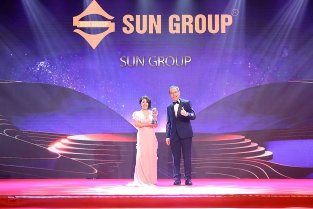 Sun Group đ&amp;oacute;n nhận giải thưởng &amp;ldquo;Doanh nghiệp xuất sắc ch&amp;acirc;u &amp;Aacute; 2022&amp;rdquo; tối 7/10.