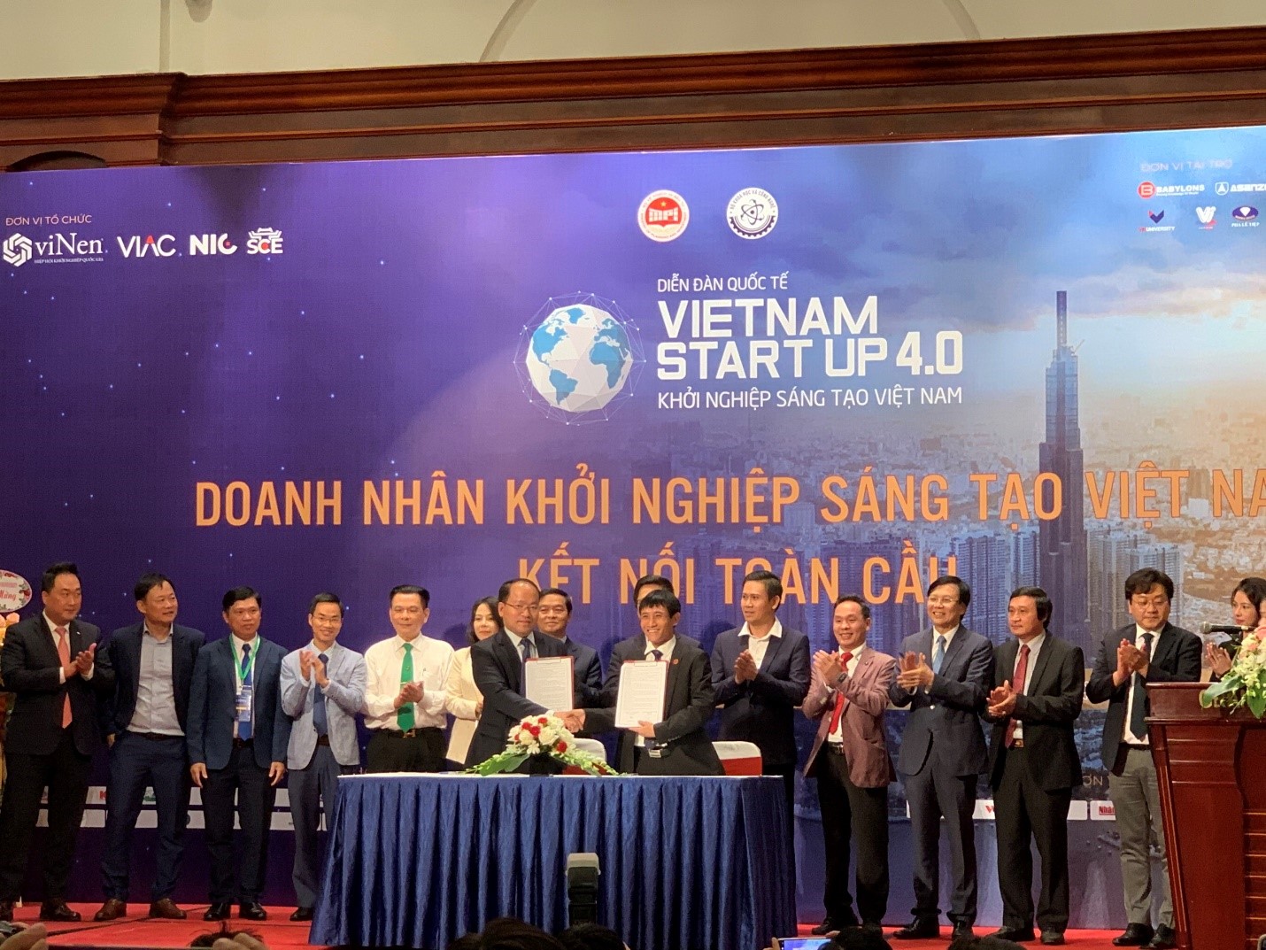 Lễ k&amp;yacute; kết hợp t&amp;aacute;c chiến lược giữa Hiệp hội Khởi nghiệp Quốc gia v&amp;agrave; c&amp;aacute;c đối t&amp;aacute;c chiến lược