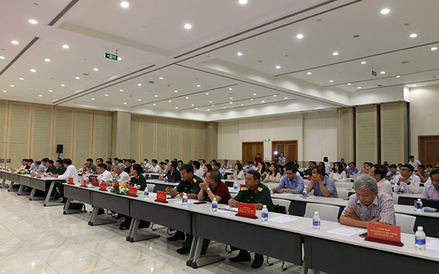 To&amp;agrave;n cảnh Hội thảo