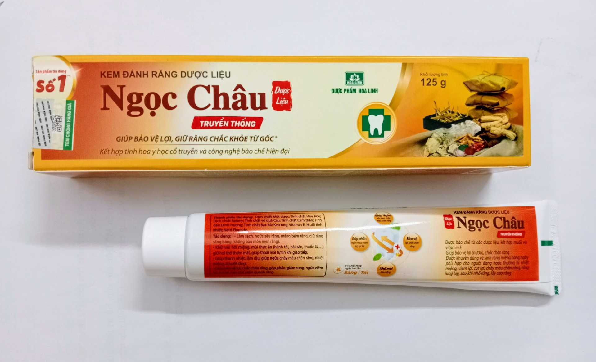 Kem đ&amp;aacute;nh răng dược liệu Ngọc Ch&amp;acirc;u truyền thống