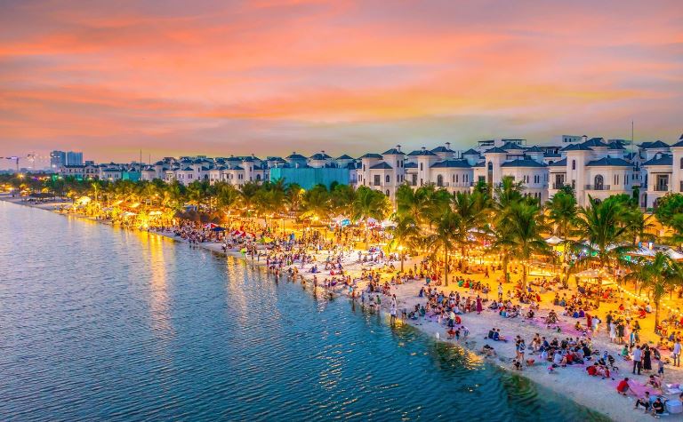 Khung cảnh vui chơi sầm uất, tr&amp;aacute;ng lệ v&amp;agrave;o những buổi chiều h&amp;egrave; tại &amp;ldquo;Quận 1&amp;rdquo; Ocean City