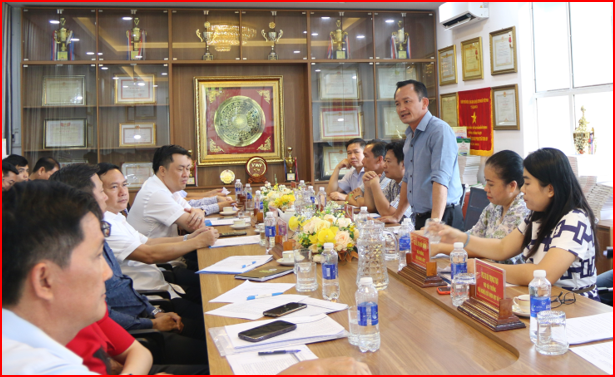 TS V&amp;otilde; Quốc Thắng - Hiệu trưởng Trường ĐH TDTT TP.HCM ph&amp;aacute;t biểu tại buổi l&amp;agrave;m việc