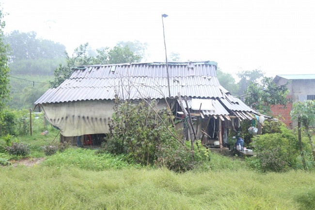 Nh&amp;agrave; ở cũ của hộ &amp;ocirc;ng H&amp;aacute;n Duy H&amp;ugrave;ng th&amp;ocirc;n 10, x&amp;atilde; H&amp;ograve;a Hải, huyện Hương Kh&amp;ecirc;  B&amp;aacute;o H&amp;agrave; Tĩnh