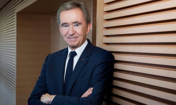 Bernard Arnault nhường vị trí giàu thứ hai thế giới cho nhà sáng lập Amazon