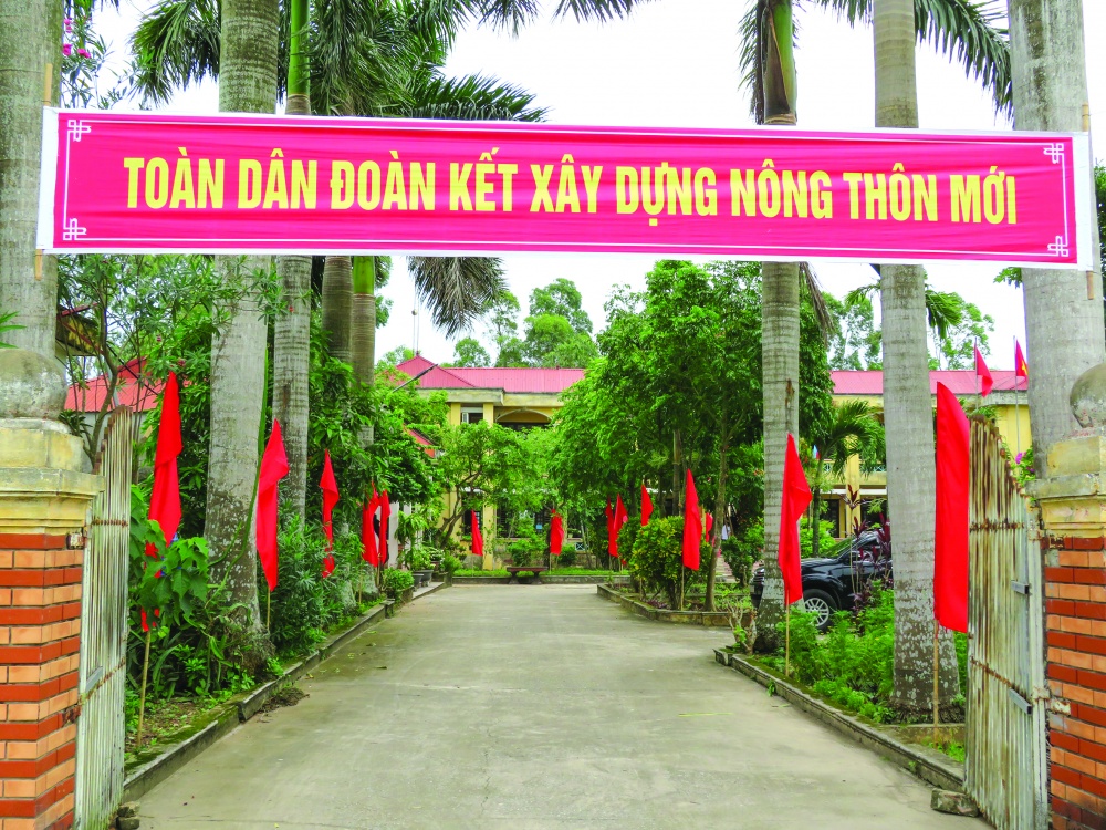 X&amp;acirc;y dựng hạ tầng kinh tế - x&amp;atilde; hội n&amp;ocirc;ng th&amp;ocirc;n đồng bộ v&amp;agrave; từng bước hiện đại, bảo đảm m&amp;ocirc;i trường, cảnh quan n&amp;ocirc;ng th&amp;ocirc;n s&amp;aacute;ng, xanh, sạch, đẹp, an to&amp;agrave;n