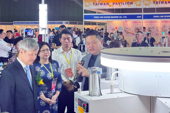 Khai mạc chuỗi Triển lãm quốc tế lần thứ 21 về máy móc thiết bị ngành dệt - may