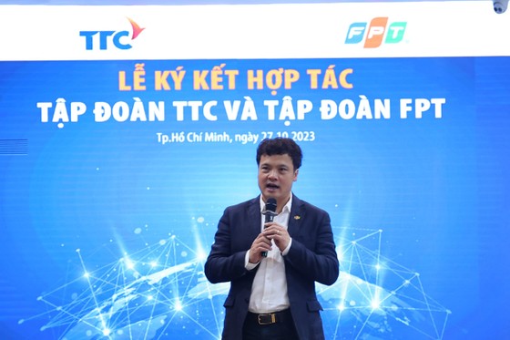&amp;Ocirc;ng Nguyễn Văn Khoa - Tổng Gi&amp;aacute;m đốc FPT, Ph&amp;oacute; Chủ tịch Hội Doanh nh&amp;acirc;n trẻ Việt Nam