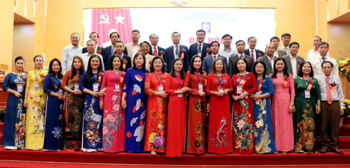 BCH Hiệp hội Doanh nghiệp nhỏ v&amp;agrave; vừa tỉnh, nhiệm kỳ 2020 - 2025 ra mắt Đại hội