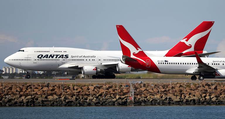 M&amp;aacute;y bay của h&amp;agrave;ng h&amp;agrave;ng kh&amp;ocirc;ng Qantas Airways của Australia