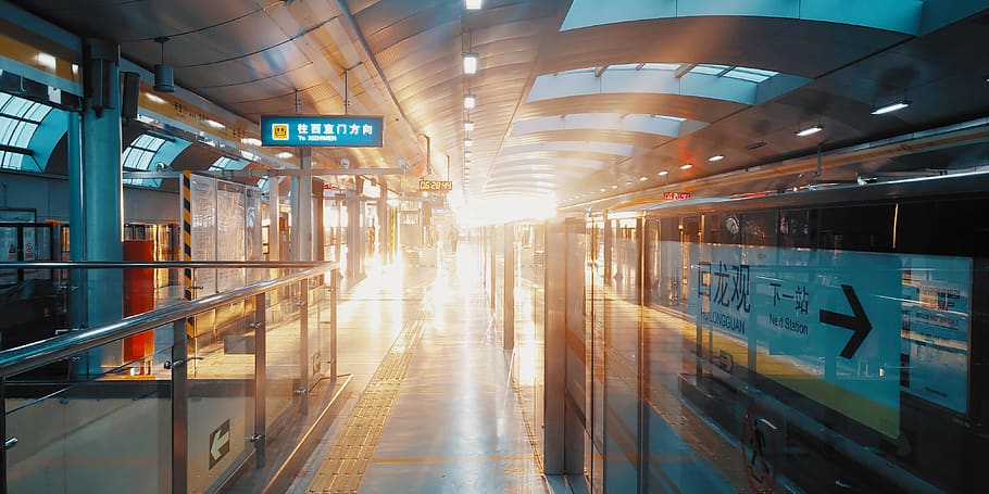 T&amp;agrave;u điện ngầm n&amp;ecirc;n được coi l&amp;agrave; động lực ph&amp;aacute;t triển đất nước