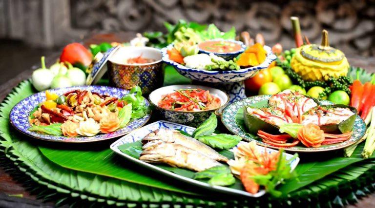 C&amp;aacute;c m&amp;oacute;n ăn đặc sắc của Th&amp;aacute;i Lan