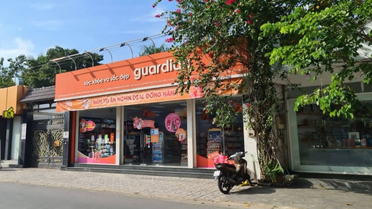 Chuỗi cửa h&amp;agrave;ng Guardian l&amp;agrave; kh&amp;aacute;ch quen của Palexy